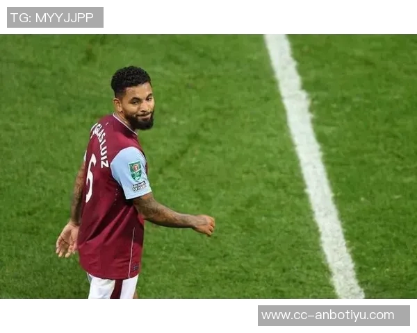 米体报道道格拉斯路易斯需达出场标准才能被买断或将重返尤文图斯