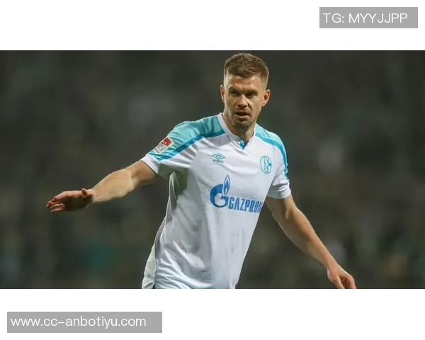 德保罗补时阶段错失绝佳机会点球附近无人防守竟然打飞了