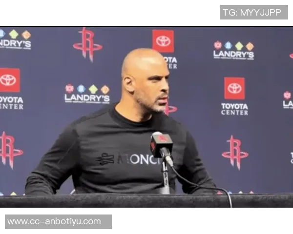 乌度卡称赞谢泼德为球队注入活力在进攻停滞时稳住局势表现出色