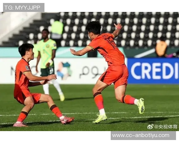 泰国U23主教练赞中国球员体格强壮称只要有希望将全力以赴